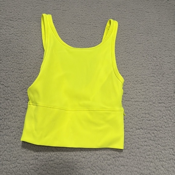 Lululemon Power Pivot Tank Rib Tight Fit Cropped Length Size 2 - Picture 2 of 4